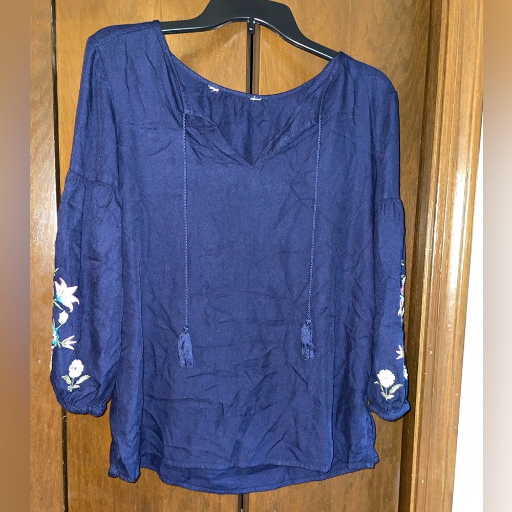Old Navy blue tunic with embroidered flowers on sleeves